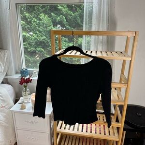 black quarter sleeve basic top